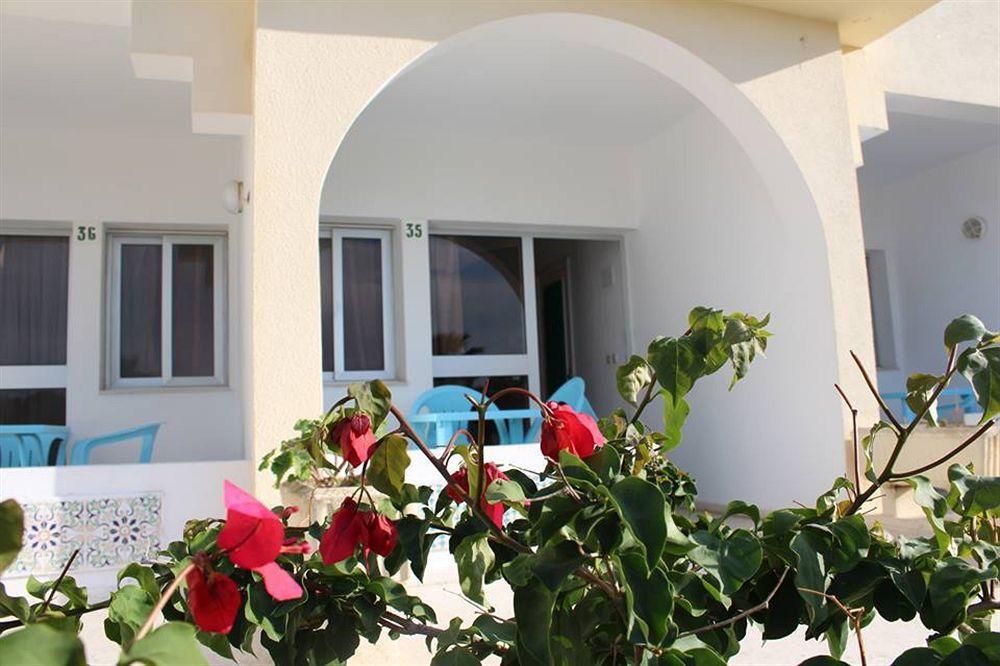 Complexe Touristique Sidi Salem Hotel Бизерта Екстериор снимка