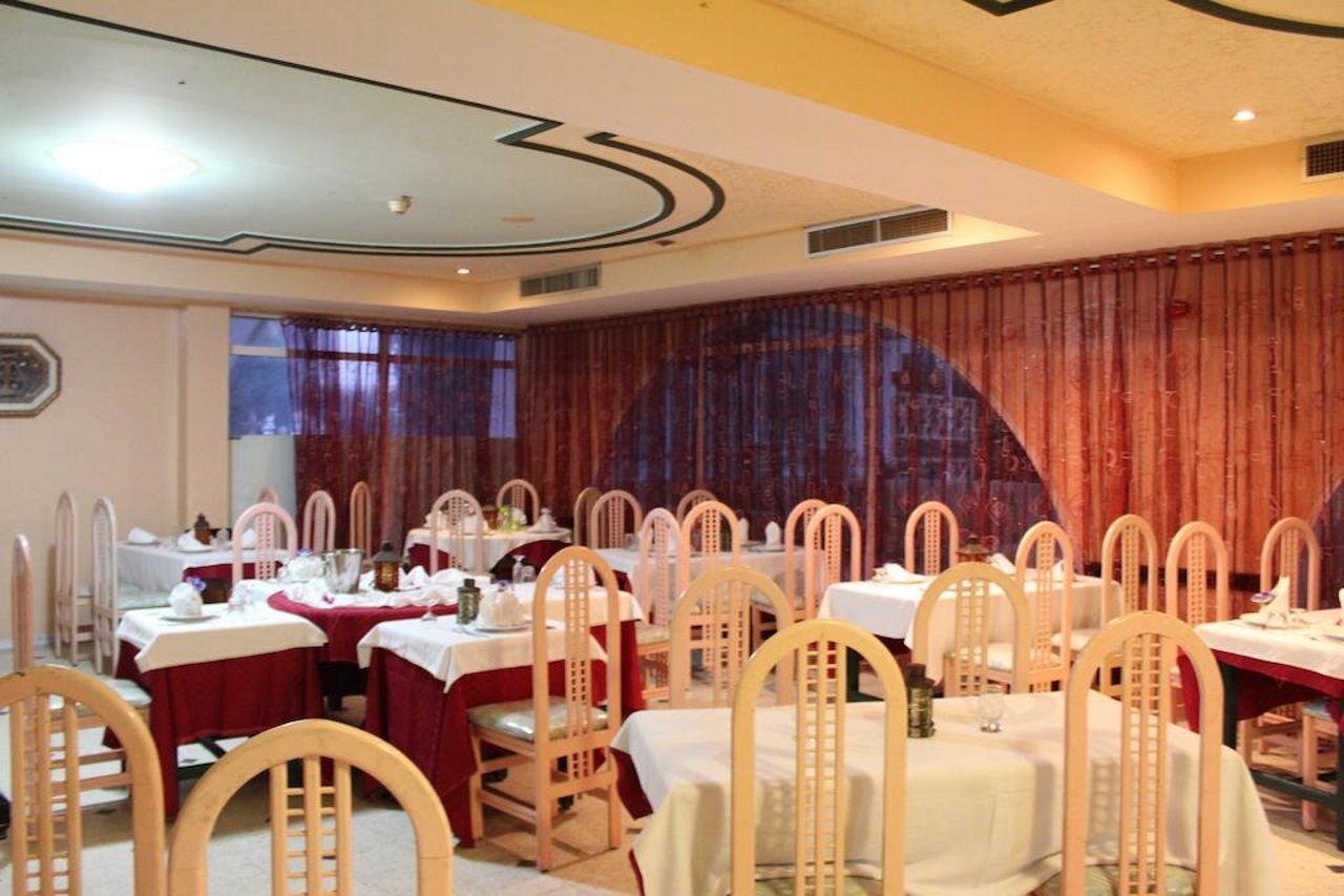 Complexe Touristique Sidi Salem Hotel Бизерта Екстериор снимка