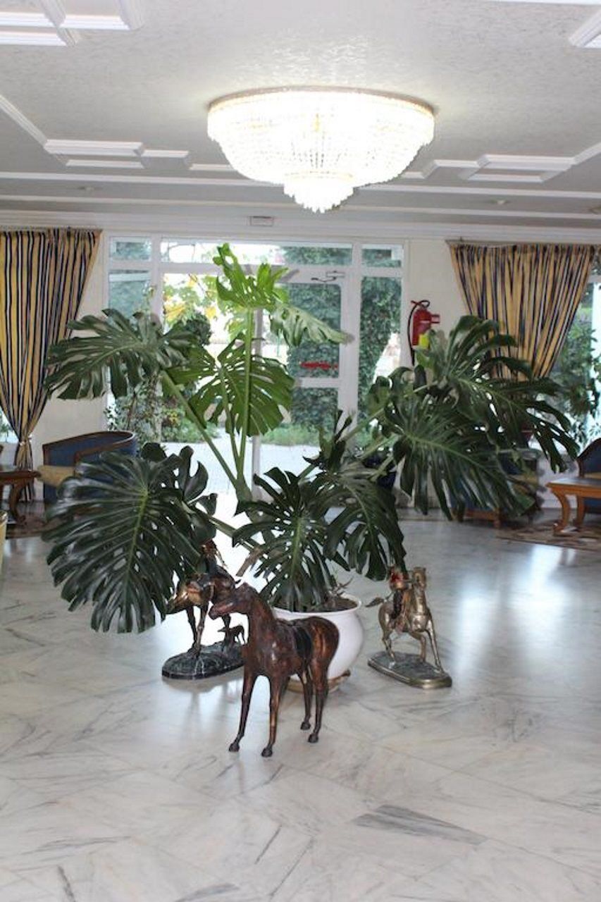 Complexe Touristique Sidi Salem Hotel Бизерта Екстериор снимка